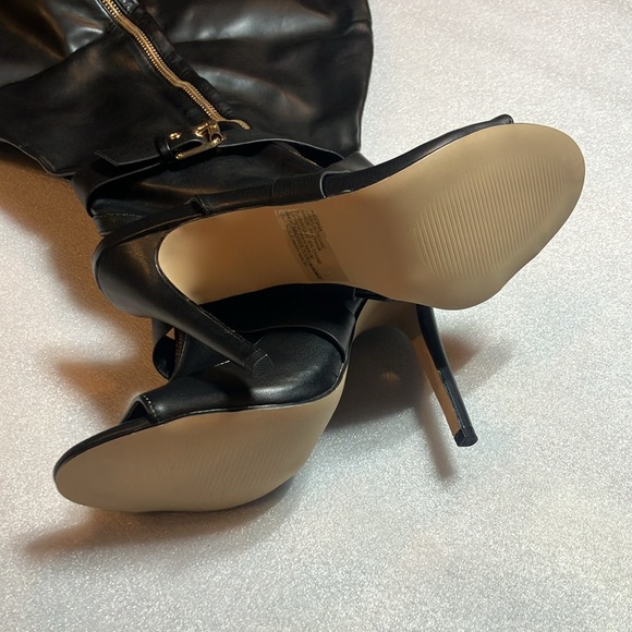 Shoedazzle Keona over the knee open toe peep toe boots. Unworn. - Picture 3 of 8